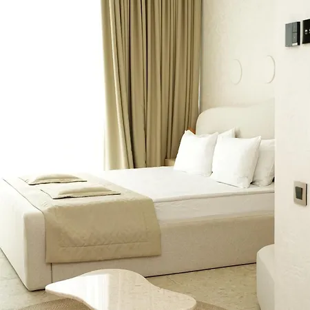 Opera D'arte Aparthotel