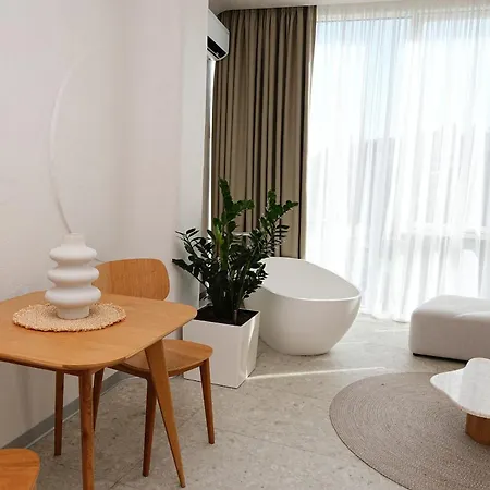 Opera D'arte Aparthotel *